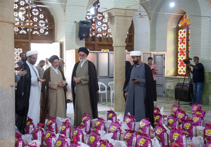 توزیع ۵ هزار بسته معیشتی در قالب طرح قرار دوازدهم در حرم سیدعلاءالدین حسین (ع)