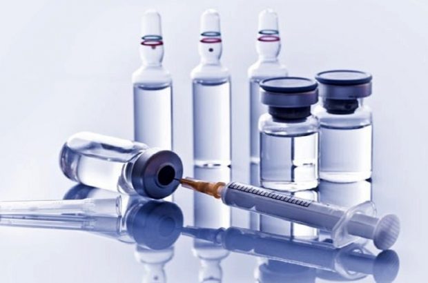 آغاز تزریق واکسن کرونا به کادر درمان سپیدان