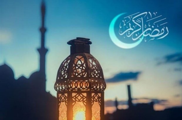 چه زمان‌هایی در ماه رمضان دعا به استجابت نزدیک است؟ / آداب ماه مهمانی خدا در کلام نبوی (ص)
