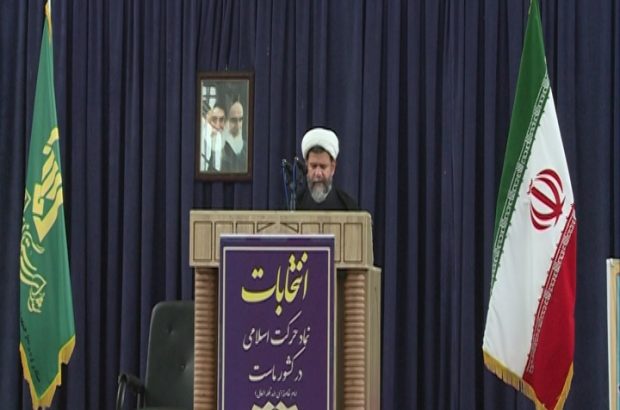 امام جمعه شیراز: انتخابات کم رونق، خواست دشمنان ایران توسعه یافته است