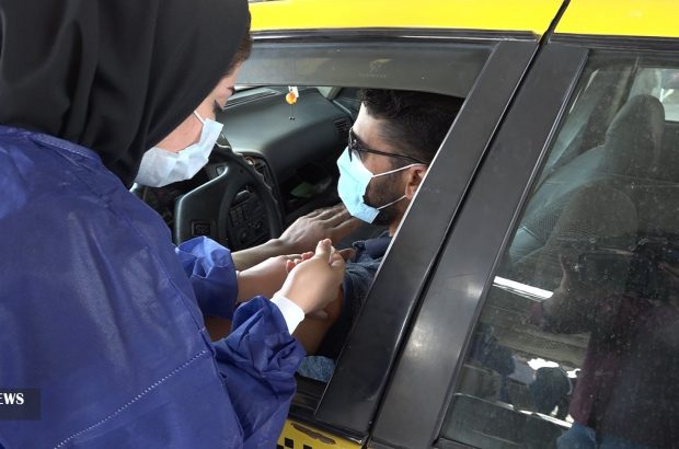 تزریق واکسن کرونا به فعالان حمل و نقل بار و مسافر درون شهری شیراز