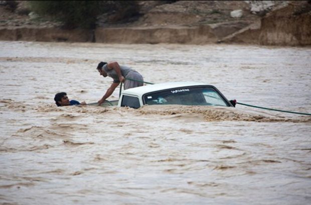 ۳۵۱منزل مسکونی به دلیل بارش‌های سیل آسا در فارس دچارآبگرفتگی شدند/قربانیان سیل به ۵ نفر رسید