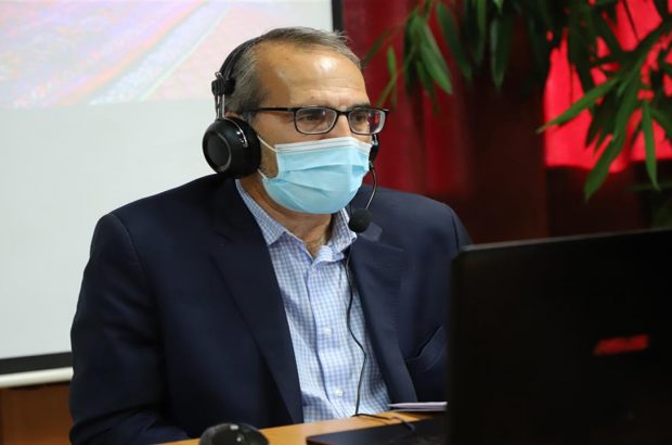 دکتر حسینی: وضعیت کرونا در فارس هر لحظه بحرانی‌تر می‌شود