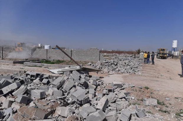 تخریب ساخت و ساز‌های غیرمجاز در شهرستان قیروکارزین