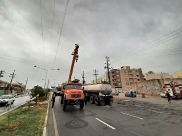 برخورد دو تریلر حامل سوخت در شیراز