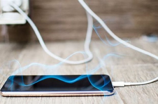 عادت‌های اشتباه در شارژ کردن گوشی همراه