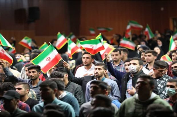 گردهمایی سراسری دانشجویان بسیجی فارس در شیراز