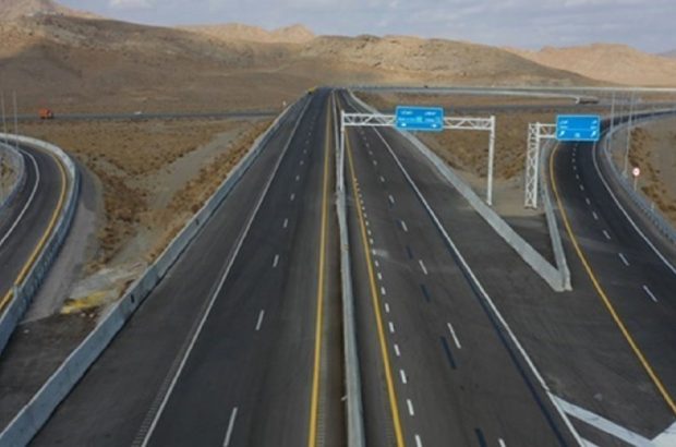بزرگ‌ترین پروژه آزادراهی کشور آماده بهره‌برداری شد/ رئیسی آزادراه شیراز ـ اصفهان‌ را افتتاح می‌کند