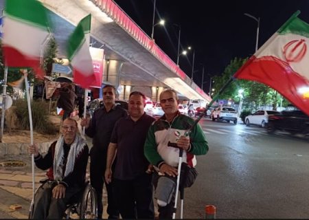 یک پا بر زمین دل در آسمان؛ روایت ۹۵ شب ایستادگی جانباز شیرازی برای احتزاز پرچم وطن
