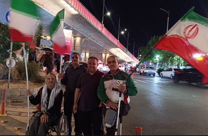 یک پا بر زمین دل در آسمان؛ روایت ۹۵ شب ایستادگی جانباز شیرازی برای احتزاز پرچم وطن