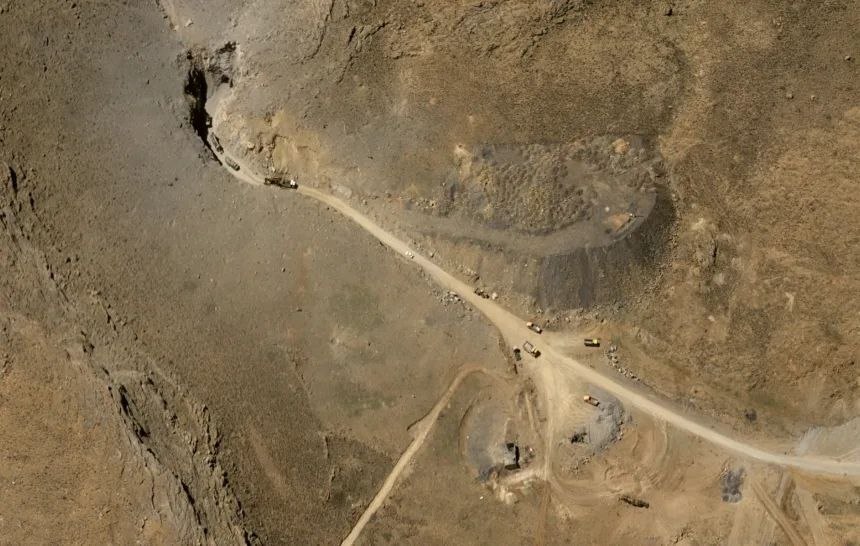 سی‌ان‌ان: ایران ۵۰ عدد از ۶۹ ورودی تونل‌های تاسیسات هدف قرار گرفته شده موشکی را باز کرده